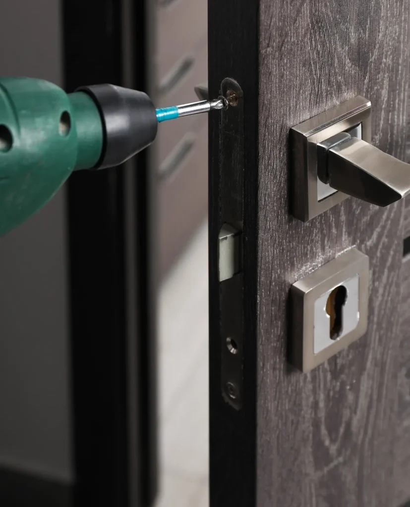 תיקוני דלתות